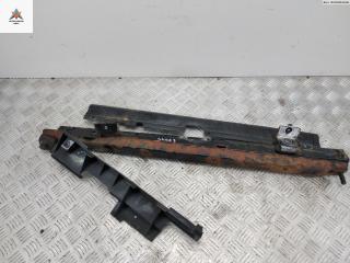 кронштейн радиатора Chrysler Voyager 4 поколение [рестайлинг] 2004, 2.8 л., дизель, АКПП, чёрный, минивэн