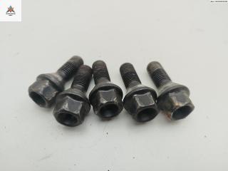 болт колесный BMW 5 серия E39 1996, 2.0 л., бензин, АКПП, чёрный, седан, 6781150