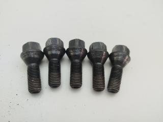 болт колесный BMW 5 E39 1996, 2.0 л., бензин, АКПП, чёрный, седан, 6781150