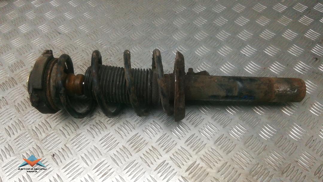 Стойка Skoda Octavia 2 поколение (A5) 2005, 2.0 л., дизель, АКПП, хетчбэк 5 дв., 1T0413031HM, 1K0412331B, 1K0411105BD - фото №1