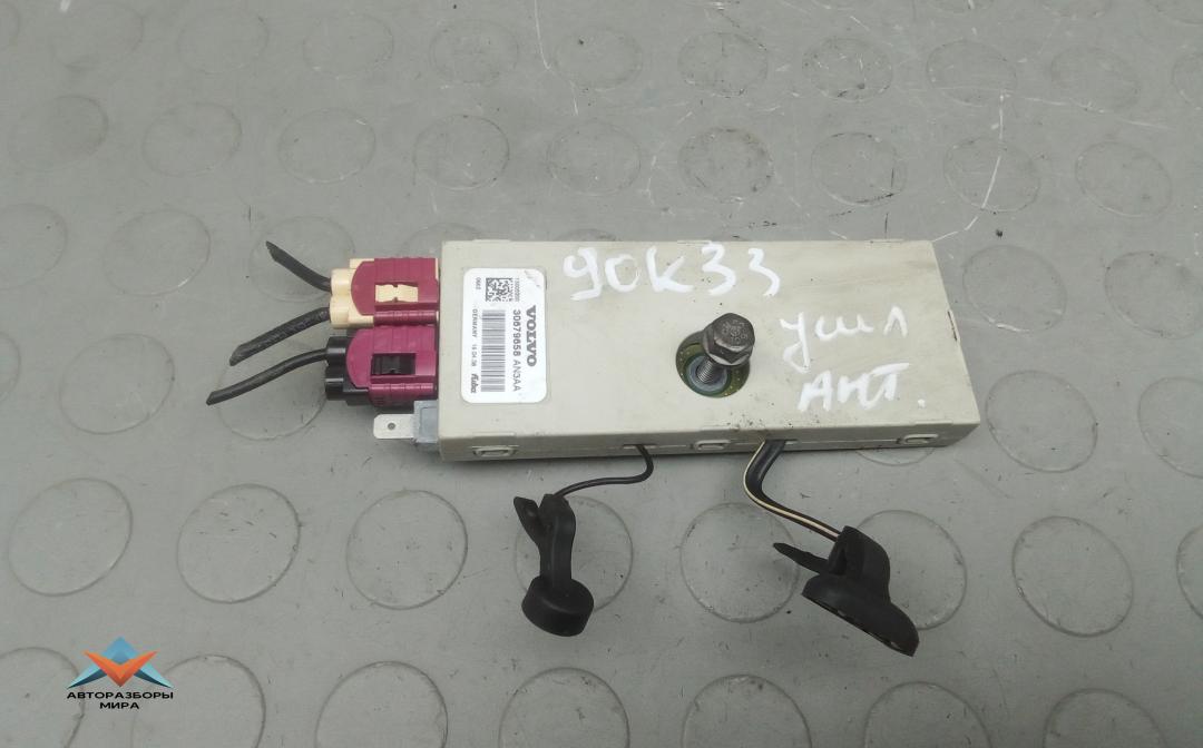 усилитель антенны Volvo V70 3 поколение 2009, 2.4 л., D D5, дизель, МКПП, универсал, 30679658 - фото №1