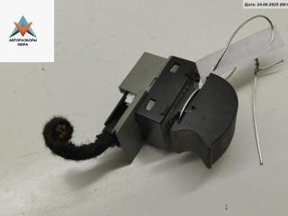 кнопка стеклоподъемника заднего правого Audi A6 4B/C5 1999, 2.4 л., бензин, МКПП, синий, универсал, 4B0959855