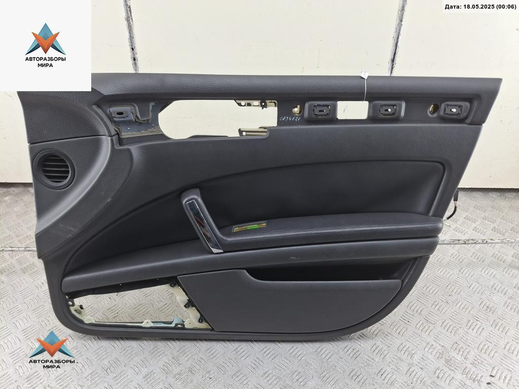 обшивка двери передняя правая Volkswagen Phaeton 1 поколение 2003, 3.2 л., бензин, АКПП, чёрный, седан, 3D1867012L - фото №1