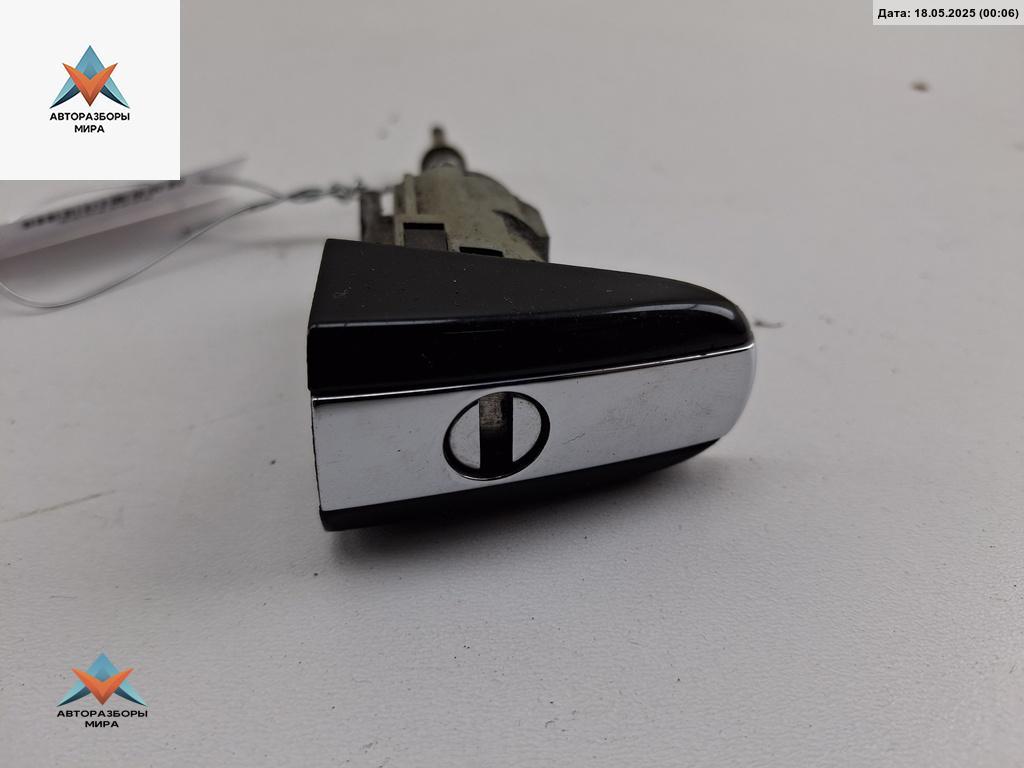 личинка дверного замка Volkswagen Phaeton 1 поколение 2003, 3.2 л., бензин, АКПП, чёрный, седан - фото №1