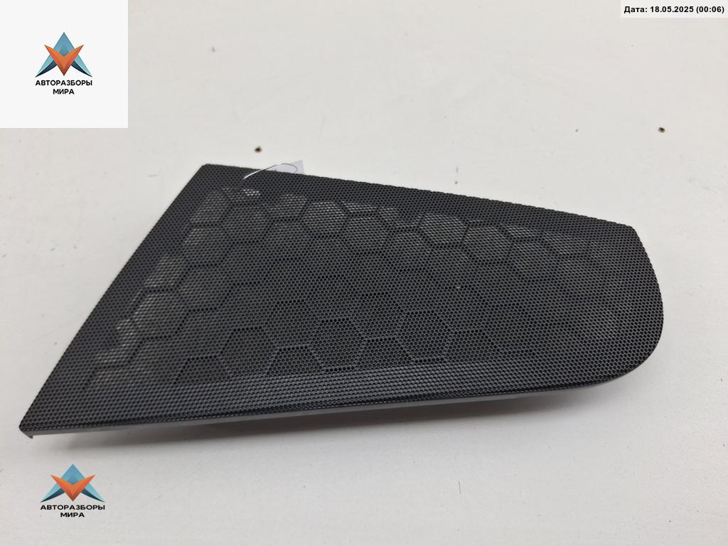 Сетка (решетка) динамика Volkswagen Phaeton 1 поколение 2003, 3.2 л., бензин, АКПП, чёрный, седан, 3D0867149 - фото №1