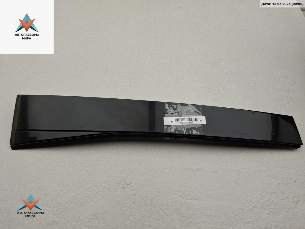 накладка двери (крышки) багажника Volkswagen Phaeton 1 поколение 2003, 3.2 л., бензин, АКПП, чёрный, седан, 3D4839904J - фото №1