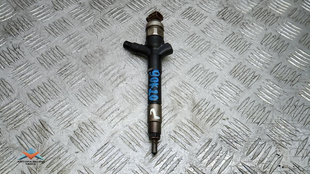 форсунка Mitsubishi L200 4 поколение 2007, 2.5 л., дизель, МКПП, пикап, 1465A041 - фото №1