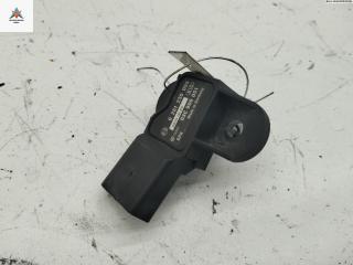 датчик абсолютного давления Volkswagen Touran 1 поколение 2004, 1.6 л., бензин, МКПП, серый, минивэн, 03C906051