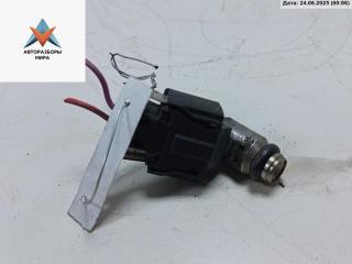 форсунка Volkswagen Golf 4 поколение 1998, 1.4 л., бензин, МКПП, синий, хетчбэк 5 дв., 036031C