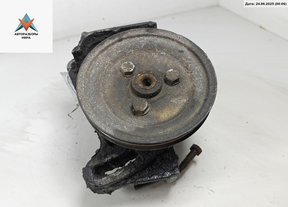 Насос гидроусилителя руля Fiat Linea 1 поколение 2008, 1.4 л., бензин, МКПП, бежевый, седан - фото №1