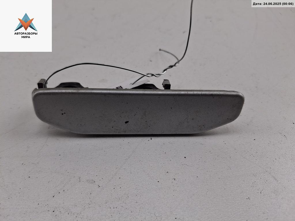 крышка омывателя фар BMW 3 серия E46 2000, 2.0 л., дизель, АКПП, серый, седан, 61678374369 - фото №1