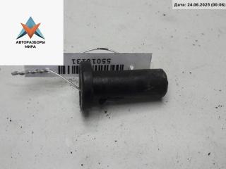 кронштейн (крепление) Volkswagen Passat B5 1998, 1.8 л., бензин, МКПП, синий, универсал, 8D0121200