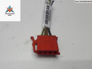 разъем (фишка) проводки Volkswagen Golf 3 поколение 1996, 1.8 л., бензин, МКПП, синий, хетчбэк 3 дв., 1H0953633A