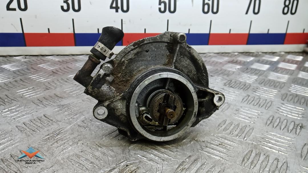 насос вакуумный Audi A5 8T 2008, 3.0 л., TDI quattro, дизель, МКПП, купе, 059145100H - фото №1