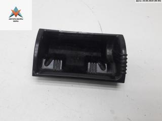 пепельница Volkswagen Passat B5 1998, 1.8 л., бензин, МКПП, синий, универсал, 3B0857989A