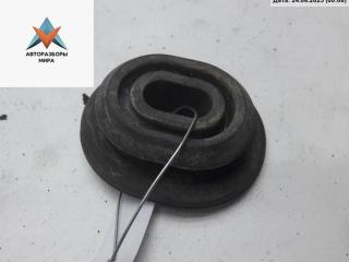 кронштейн радиатора Volkswagen Passat B6 2007, 2.0 л., дизель, АКПП, серый, универсал, 1K0121367F