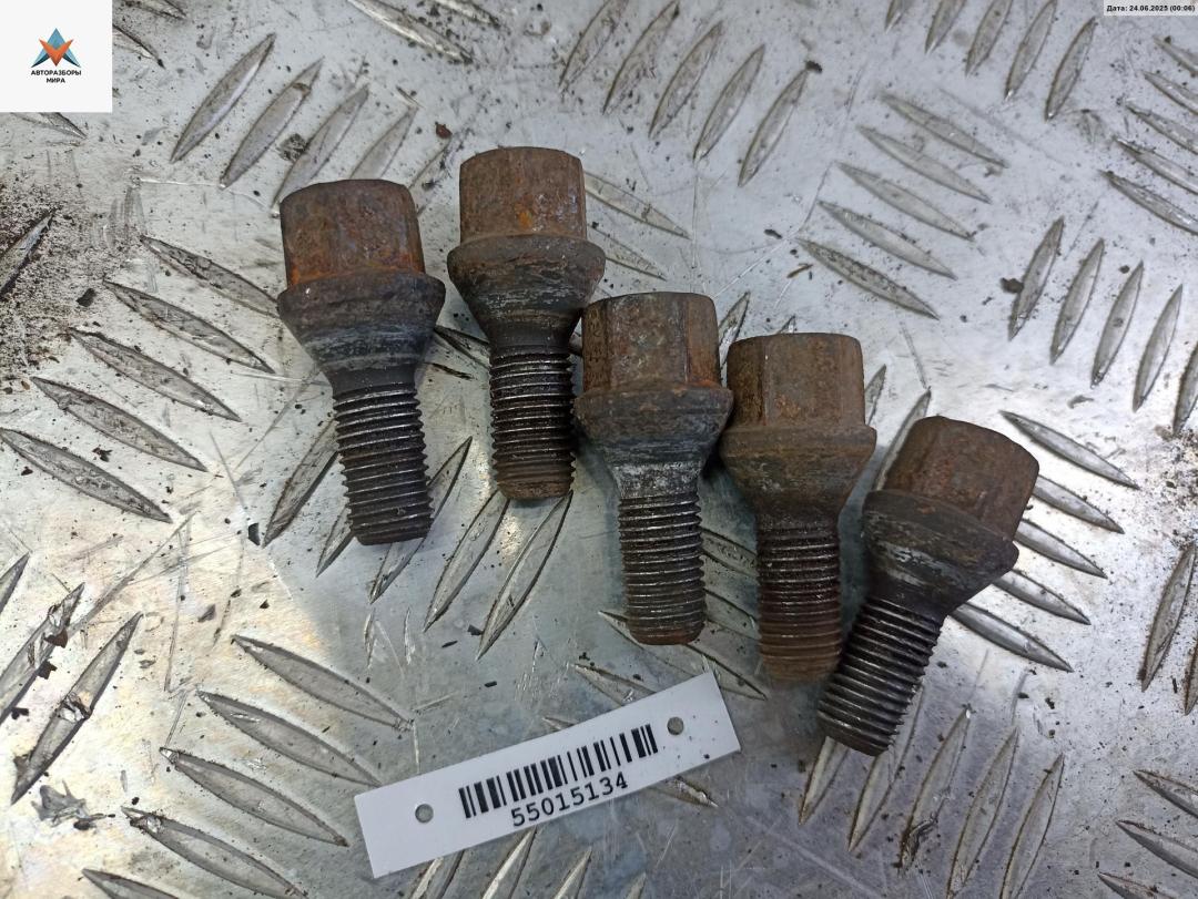 болт колесный Opel Zafira 1 поколение (A) 2001, 1.8 л., бензин, МКПП, синий, минивэн - фото №1