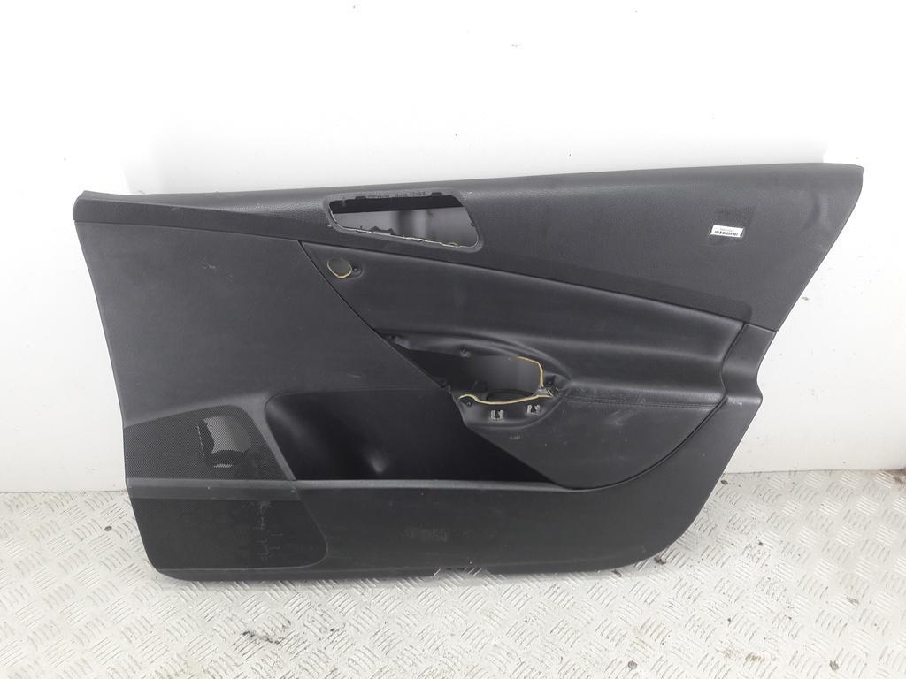 обшивка двери передняя правая Volkswagen Passat B6 2005, 2.0 л., дизель, МКПП, серый, универсал, 3C1971558F