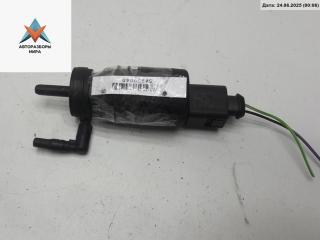 насос (моторчик) омывателя стекла Volkswagen Golf 5 поколение 2004, чёрный, хетчбэк 3 дв.
