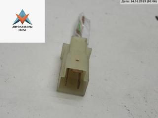разъем (фишка) проводки Volkswagen Passat B4 1994, 1.6 л., бензин, МКПП, серый, универсал, 161971975