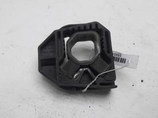 кронштейн радиатора Volkswagen Passat B6 2007, 2.0 л., дизель, АКПП, серый, универсал, 1K0121367D