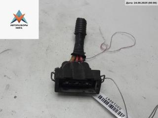 разъем (фишка) проводки Volkswagen Passat B4 1994, 1.6 л., бензин, МКПП, серый, универсал, 357972277