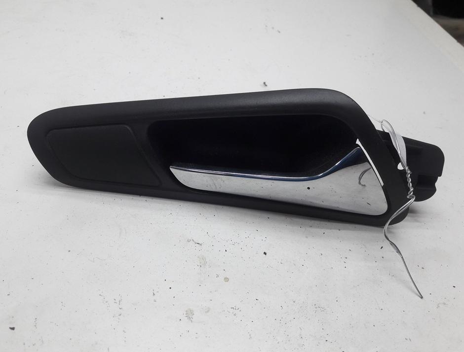 ручка внутренняя передняя правая Volkswagen Passat B6 2005, 2.0 л., дизель, МКПП, серый, универсал, 3C1837114