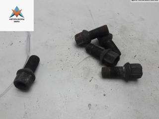 болт колесный Volkswagen Touran 1 поколение 2003, 1.6 л., бензин, МКПП, серый, минивэн