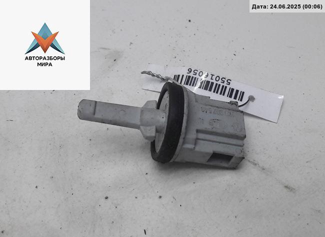 датчик кондиционера Volkswagen Touran 1 поколение 2003, 1.6 л., бензин, МКПП, серый, минивэн, 1K0907543 - фото №1