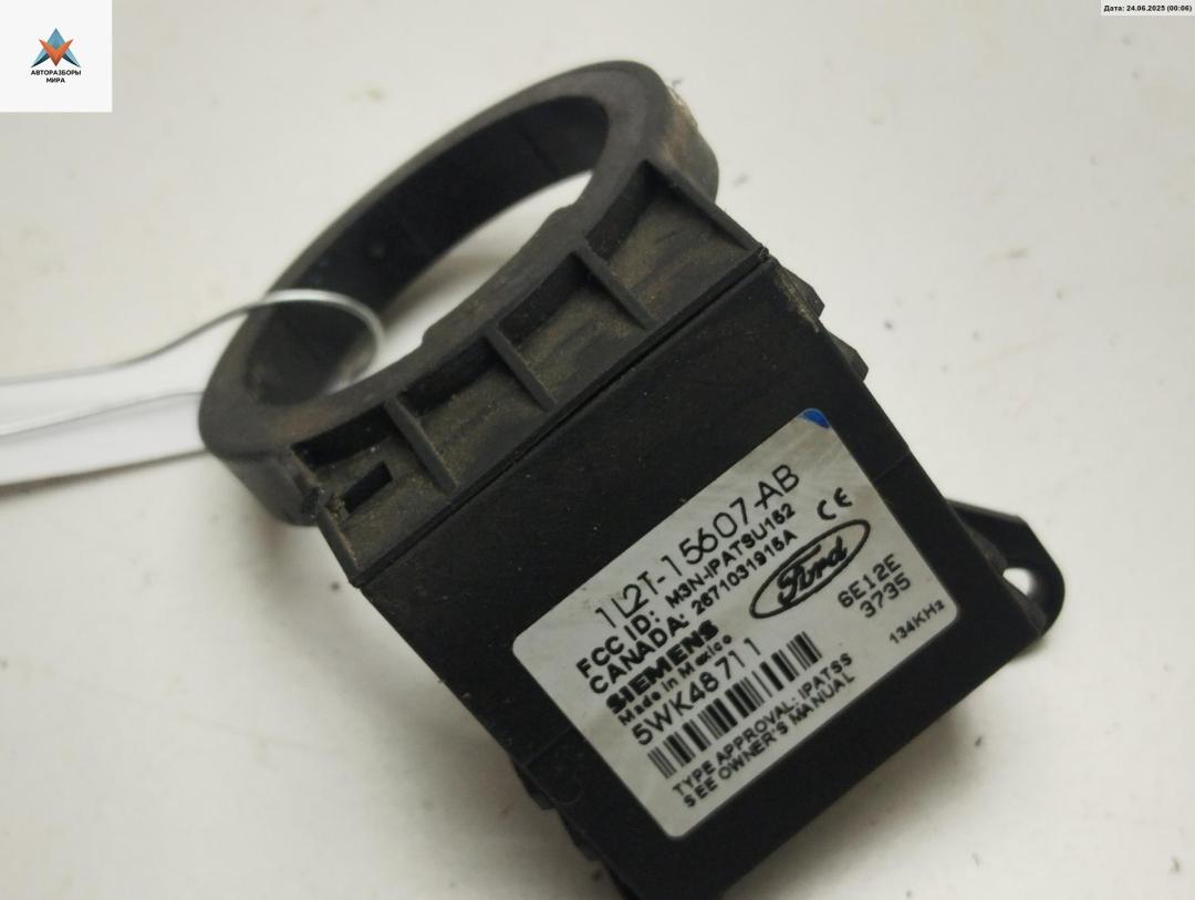 антенна Ford Tourneo Connect 1 поколение 2006, 1.8 л., дизель, МКПП, синий, фургон, 1L2T15607AB - фото №1