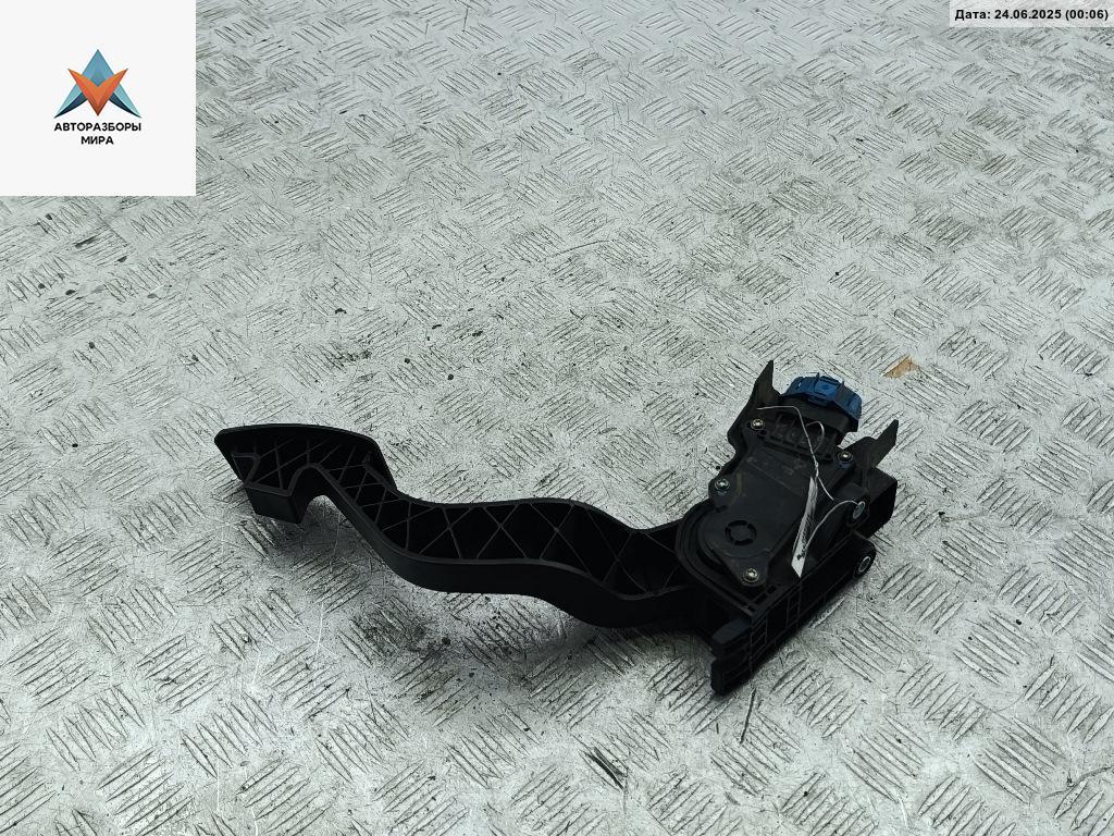 педаль Citroen Jumper 2 поколение 2007, 2.2 л., дизель, МКПП, белый, микроавтобус, 1349830080 - фото №1