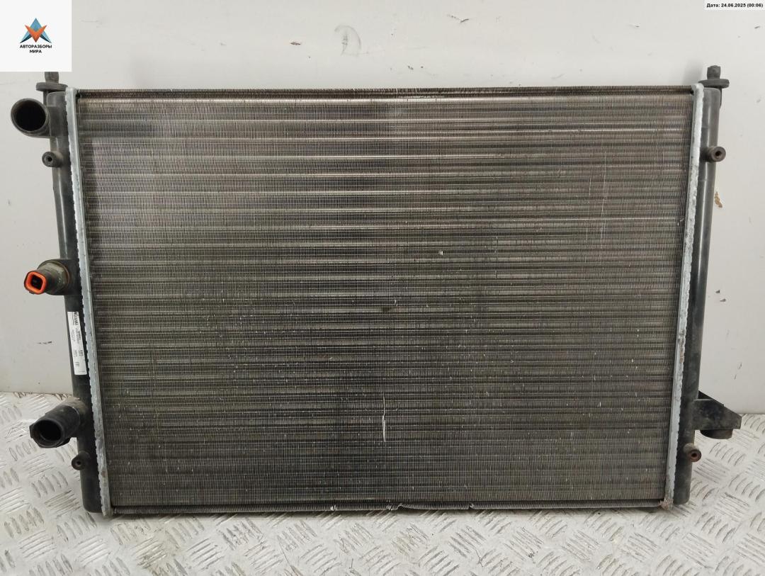 радиатор охлаждения Volkswagen Sharan 1 поколение 1999, 2.8 л., бензин, МКПП, жёлтый, минивэн, 0027110 - фото №1