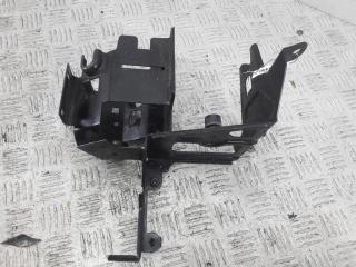 кронштейн (крепление) Volkswagen Passat B5+ (GP) 2004, 2.0 л., дизель, МКПП, серый, универсал, 4B0614119AA