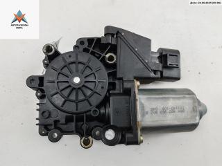 моторчик стеклоподъемника задний правый Audi A6 4B/C5 1998, 2.8 л., бензин, МКПП, синий, седан, 4B0959802
