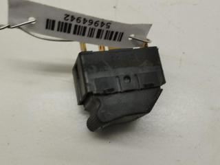 кнопка стеклоподъемника переднего левого Audi A4 B5 1997, 1.8 л., бензин, МКПП, синий, седан, 4D0959855