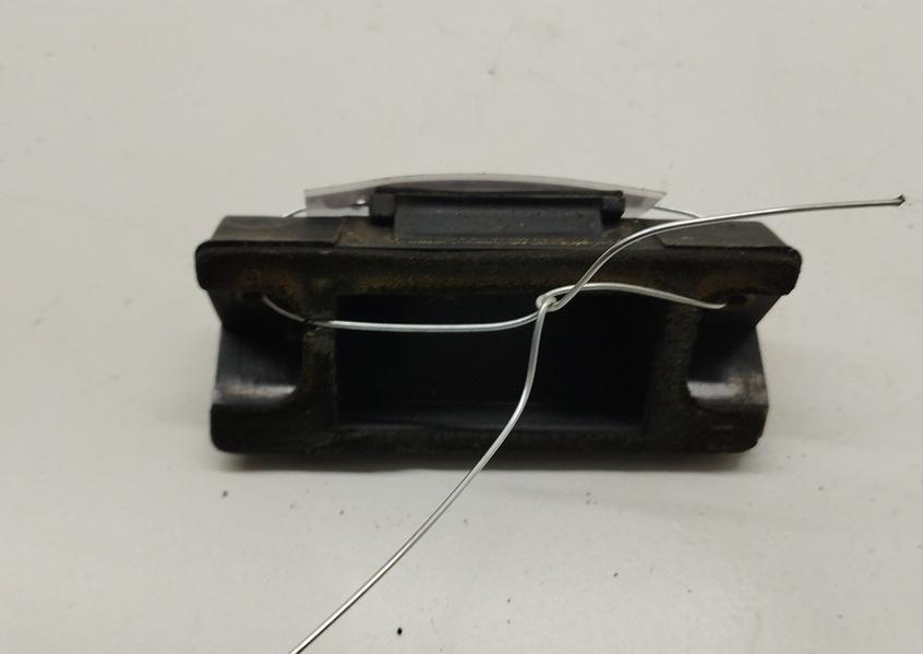 подсветка номера Audi A4 B5 1997, 1.8 л., бензин, МКПП, синий, седан, 8D0827632