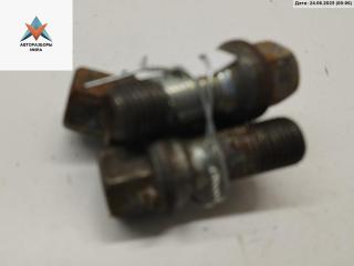 болт колесный Audi A6 4B/C5 1998, 1.8 л., бензин, АКПП, серый, седан