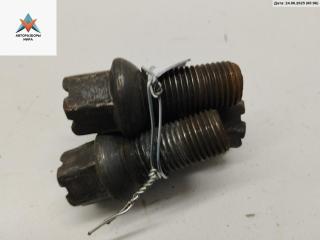 болт колесный Audi A6 4B/C5 1997, 2.8 л., бензин, МКПП, серый, седан