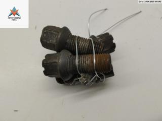 болт колесный Audi A6 4B/C5 1997, 2.8 л., бензин, МКПП, серый, седан