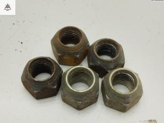 болт колесный Ford Focus 2 поколение [рестайлинг] 2009, 1.6 л., дизель, МКПП, белый, хетчбэк 5 дв.