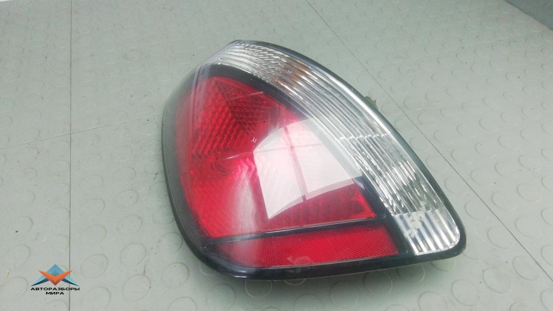 фонарь задний левый Kia Carens 3 поколение 2009, 2.0 л., D CRDi, дизель, МКПП, минивэн - фото №1