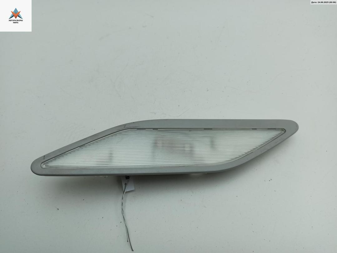 фонарь салона (плафон) BMW 5 серия E39 1996, 2.0 л., бензин, АКПП, чёрный, седан, 8363607 - фото №1