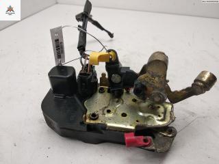 замок двери передней правой Chrysler Voyager 4 поколение [рестайлинг] 2004, 2.8 л., дизель, АКПП, чёрный, минивэн