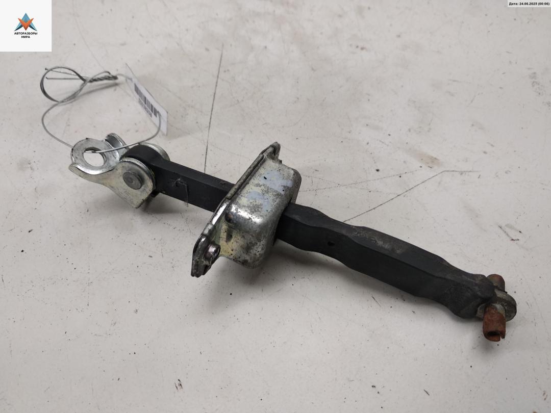 Ограничитель открывания двери задней Suzuki SX4 1 поколение 2007, внедорожник 5 дв. - фото №1