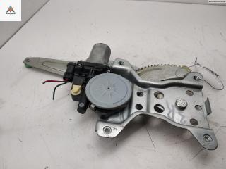 стеклоподъемник электрический задний правый Suzuki SX4 1 поколение 2007, 2.0 л., бензин, МКПП, серый, внедорожник 5 дв., 83530-79J00