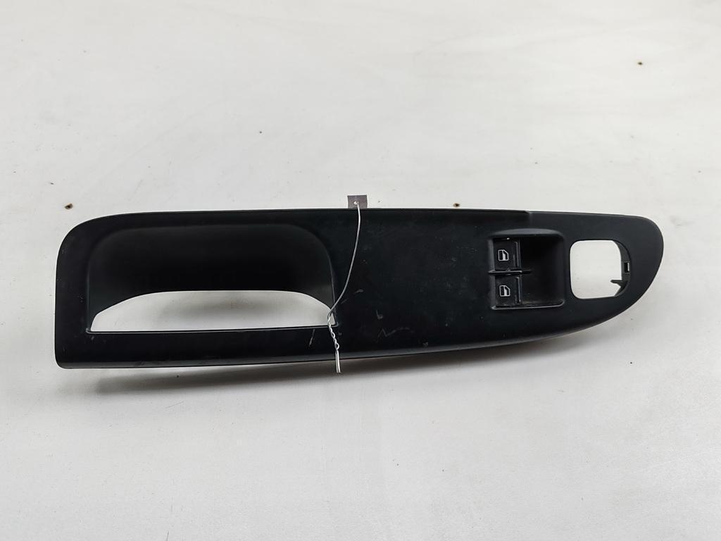 ручка внутренняя передняя левая Volkswagen Passat B6 2008, 1.8 л., бензин, МКПП, синий, универсал, 3C1867171