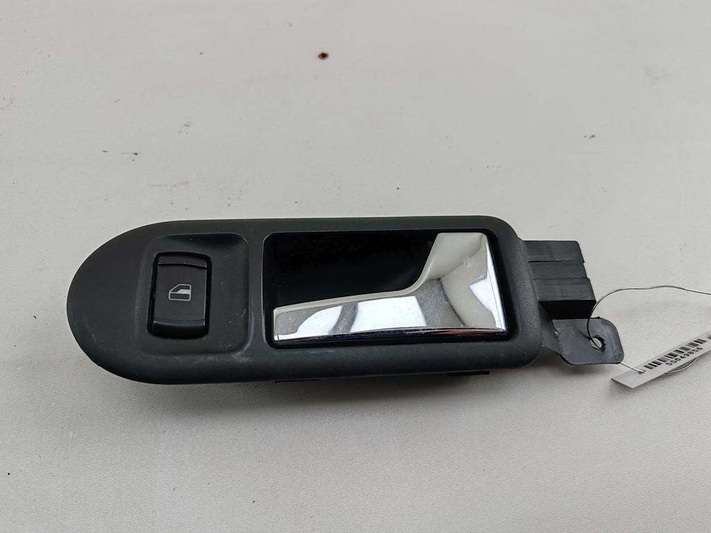 ручка внутренняя передняя правая Volkswagen Golf-4 2000, 1.9 л., дизель, МКПП, серый, универсал, 3B1837114