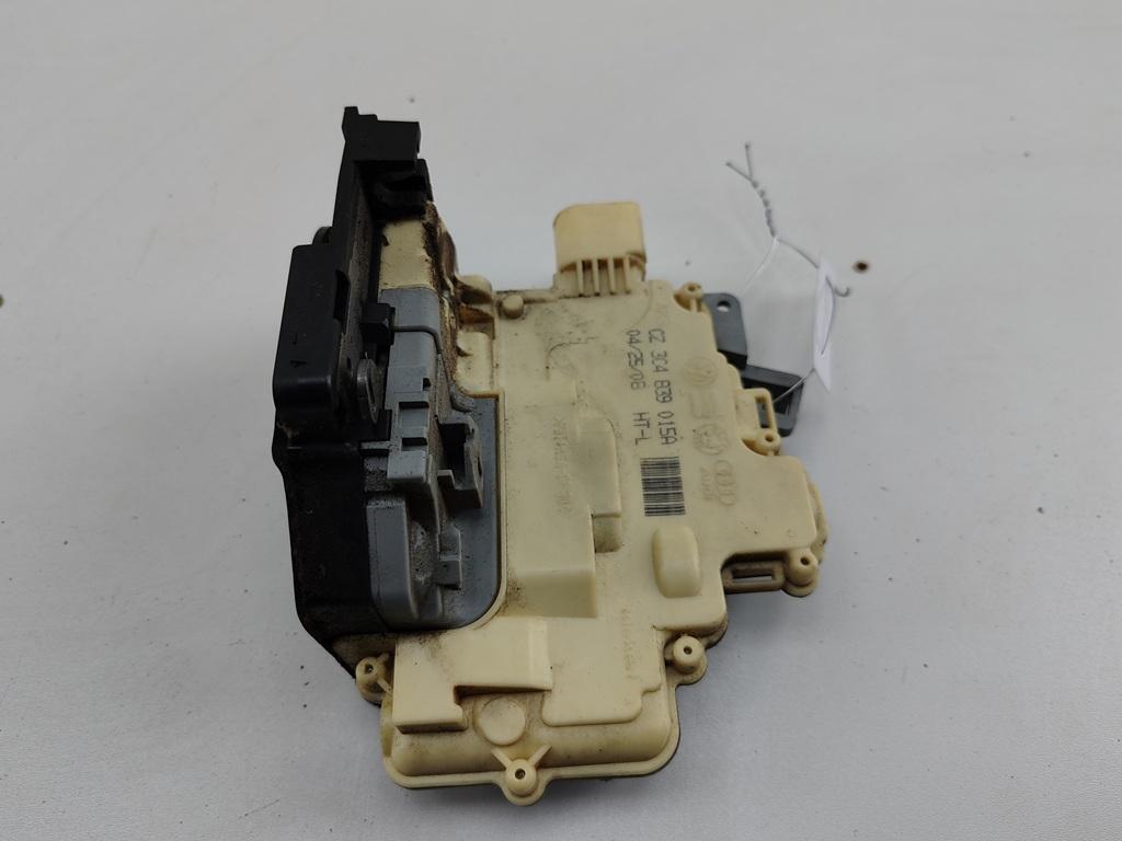 замок двери задней левой Volkswagen Passat B6 2008, 1.8 л., бензин, МКПП, синий, универсал, 3C4839015A - фото №1
