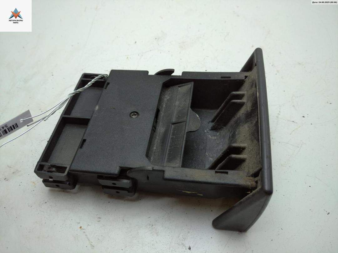 пепельница Fiat Ducato 2 поколение 1995, 2.5 л., дизель, МКПП, белый, микроавтобус - фото №1