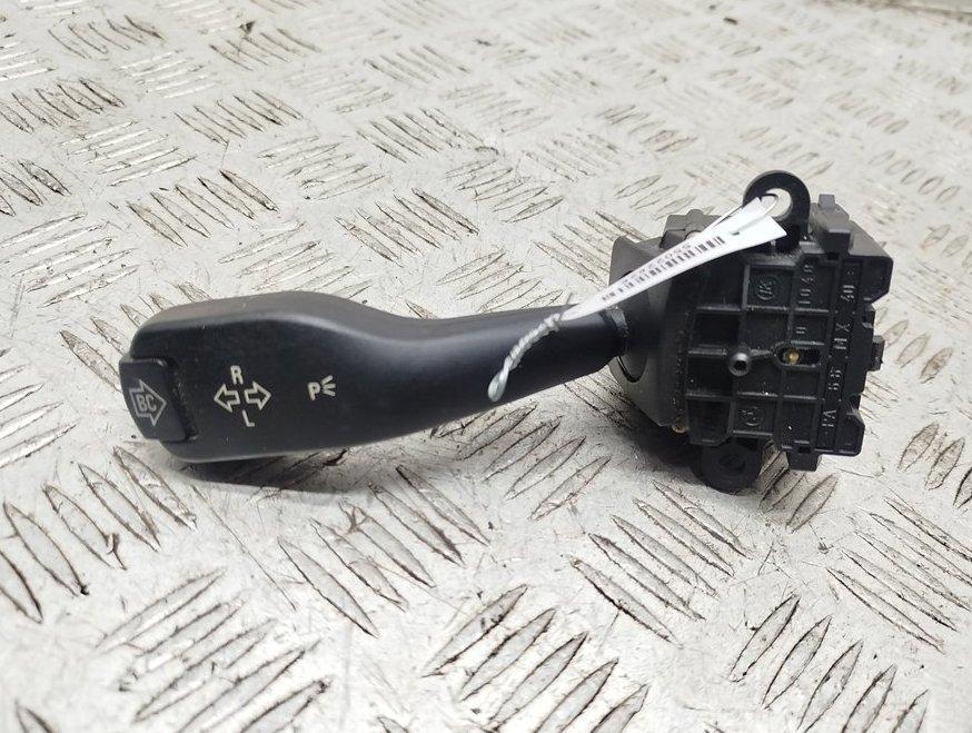 переключатель поворотов BMW 3 E46 1999, 2.0 л., бензин, МКПП, серый, седан, 8363668